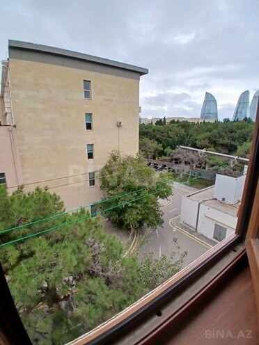 Satılır 2 otaqlı köhnə tikili 55 m², Elmlər Akademiyası m., photo 15 from 20