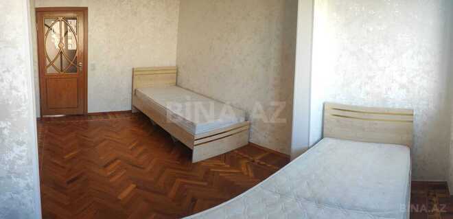 Продаётся 2-комн. вторичка 60 м², м. Ази Асланов, photo 4 from 13