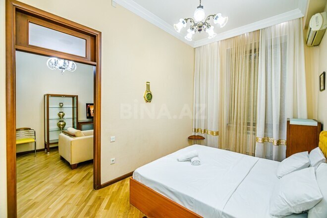 Сдаётся 3-комн. вторичка 100 м², м. Сахил, photo 10 from 32