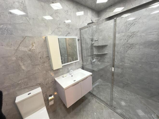 Сдаётся 2-комн. новостройка 105 м², м. 8 ноября, photo 13 from 17