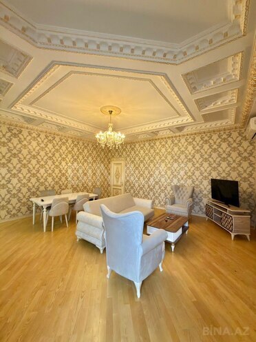 Продаётся 3-комн. новостройка 166 м², м. Низами, photo 4 from 17