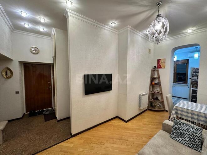 Продаётся 3-комн. вторичка 65 м², Насиминский  р., photo 4 from 21