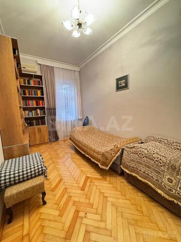 Продаётся 3-комн. вторичка 75 м², м. Ичеришехер, photo 4 from 24