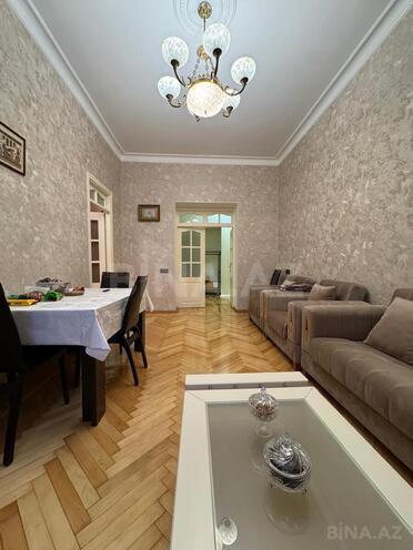 Продаётся 3-комн. вторичка 75 м², м. Ичеришехер, photo 3 from 24