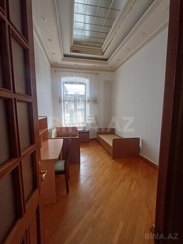 Сдаётся 3-комн. офис 95 м², м. Сахил, photo 10 from 12