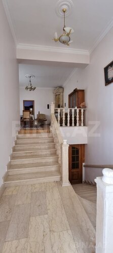 Satılır 6 otaqlı köhnə tikili 350 m², photo 3 from 6