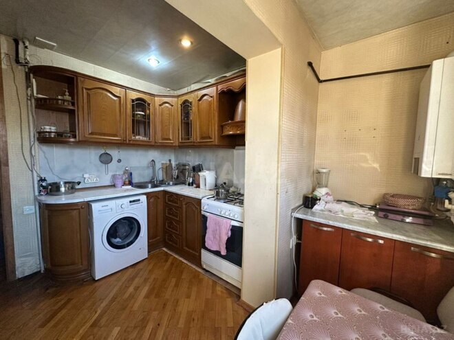 Satılır 2 otaqlı köhnə tikili 70 m², Nizami m., photo 8 from 15