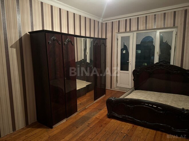 Сдаётся 3-комн. вторичка 65 м², м. Нефтчиляр, photo 4 from 10