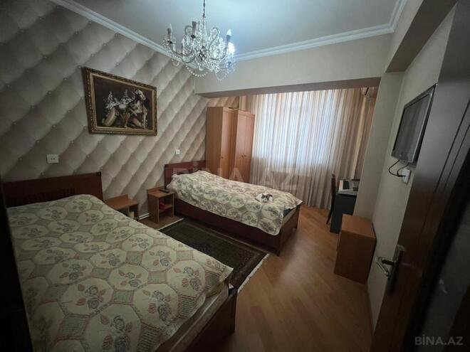 Satılır 4 otaqlı köhnə tikili 120 m², Nərimanov r., photo 8 from 15