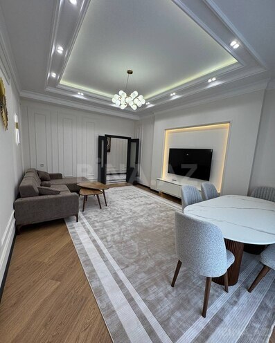 Сдаётся 3-комн. новостройка 140 м², м. Низами, photo 3 from 11