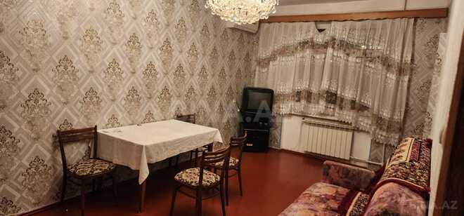 Satılır 2 otaqlı köhnə tikili 65 m², Xalqlar Dostluğu m., photo 3 from 12