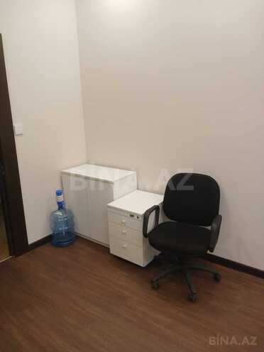 Сдаётся 1-комн. офис 20 м², м. Низами, photo 4 from 6