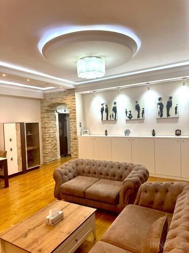 Сдаётся 3-комн. новостройка 120 м², м. Ичеришехер, photo 3 from 17