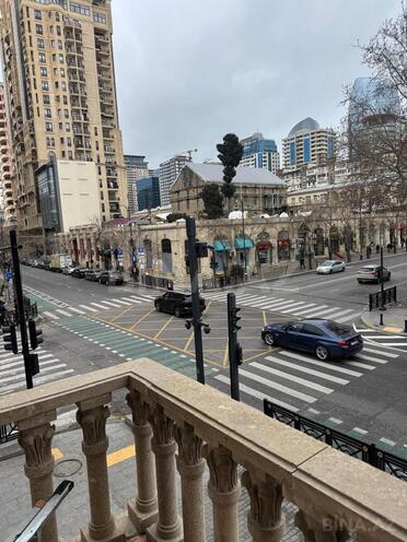 İcarəyə verilir 3 otaqlı köhnə tikili 100 m², Sahil m., photo 9 from 17