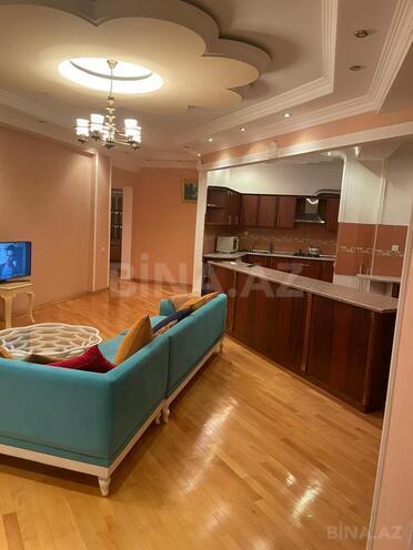 İcarəyə verilir 2 otaqlı yeni tikili 112 m², 28 May m., photo 4 from 17