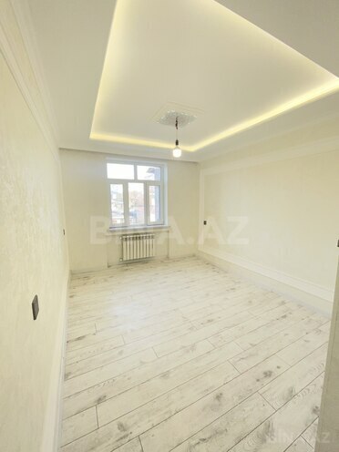 Satılır 2 otaqlı köhnə tikili 68 m², Yasamal r., photo 4 from 10