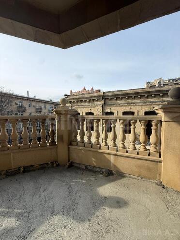 Сдаётся 10-комн. офис 300 м², м. Ичеришехер, photo 12 from 14