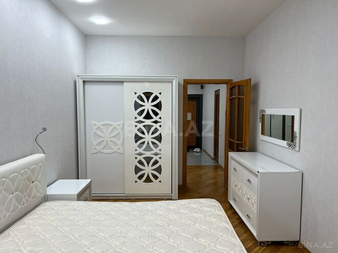 Продаётся 3-комн. новостройка 160 м², м. Элмляр Академиясы, photo 9 from 12