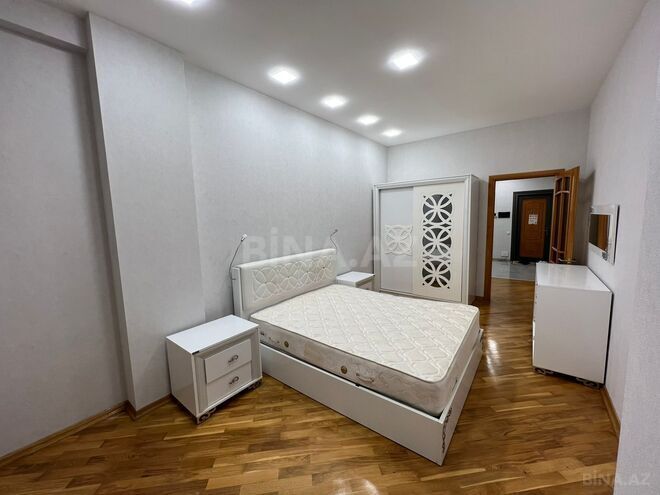 Продаётся 3-комн. новостройка 160 м², м. Элмляр Академиясы, photo 8 from 12