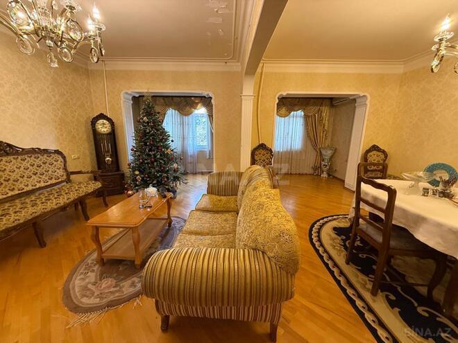 Satılır 5 otaqlı köhnə tikili 120 m², Azadlıq Prospekti m., photo 3 from 22