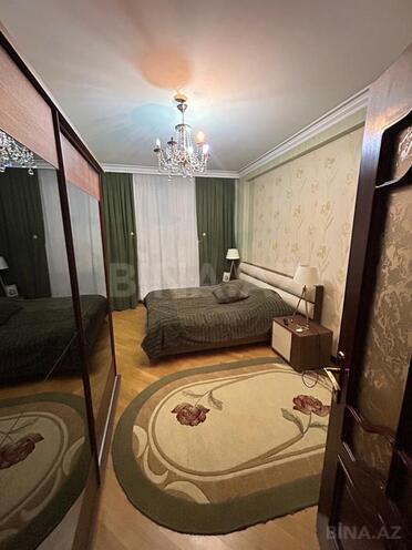 Продаётся 3-комн. вторичка 125 м², м. Азадлыг проспекти, photo 4 from 13