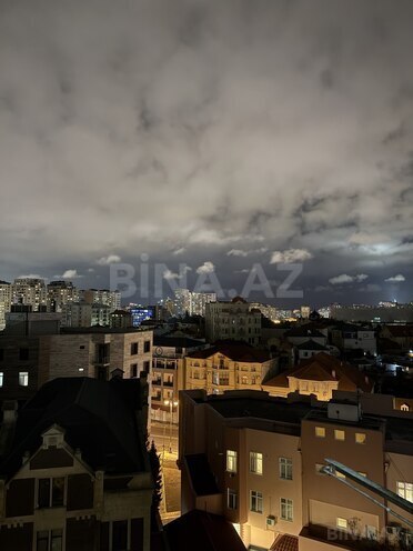 Satılır 3 otaqlı köhnə tikili 79 m², 8 Noyabr m., photo 14 from 16