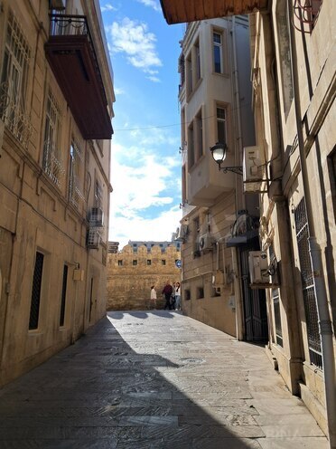 İcarəyə verilir 1 otaqlı köhnə tikili 30 m², İçəri Şəhər m., photo 3 from 18