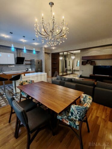 İcarəyə verilir 3 otaqlı yeni tikili 130 m², Yasamal q., photo 18 from 25