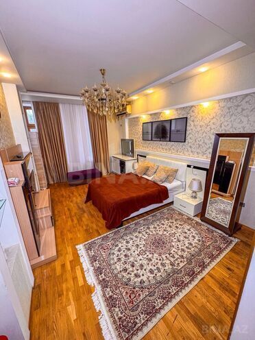 Сдаётся 4-комн. вторичка 200 м², м. Сахил, photo 10 from 31