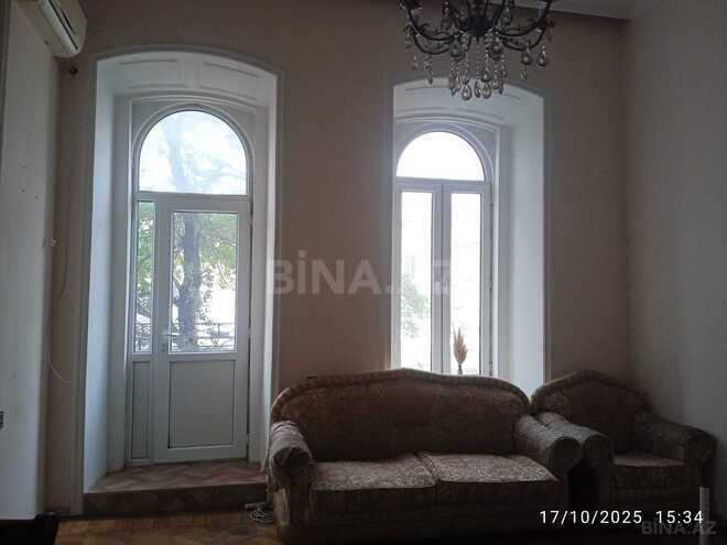 İcarəyə verilir 2 otaqlı köhnə tikili 65 m², Sahil m., photo 25 from 28
