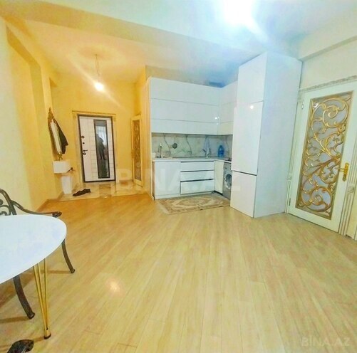 Сдаётся 3-комн. новостройка 98 м², м. Кара Караев, photo 8 from 14