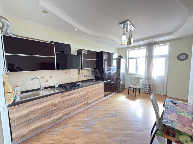 Продаётся 3-комн. новостройка 112 м², м. Нефтчиляр, photo 9 from 15