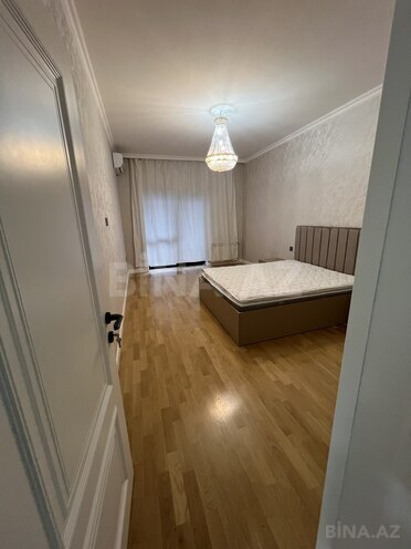 Сдаётся 2-комн. новостройка 60 м², м. 8 ноября, photo 13 from 17
