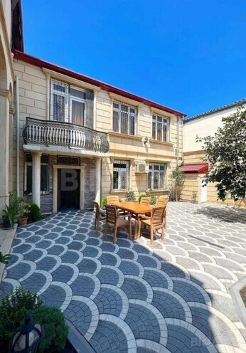 Satılır 8 otaqlı həyət evi/bağ evi 300 m², Nəsimi m., photo 3 from 10