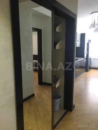 Сдаётся 3-комн. новостройка 120 м², м. Низами, photo 3 from 9