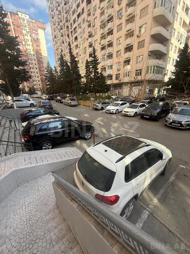 Сдаётся 2-комн. новостройка 70 м², м. Ази Асланов, photo 9 from 18