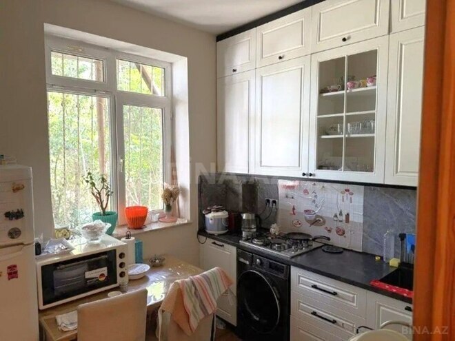 Satılır 2 otaqlı köhnə tikili 65 m², Nəsimi r., photo 7 from 11