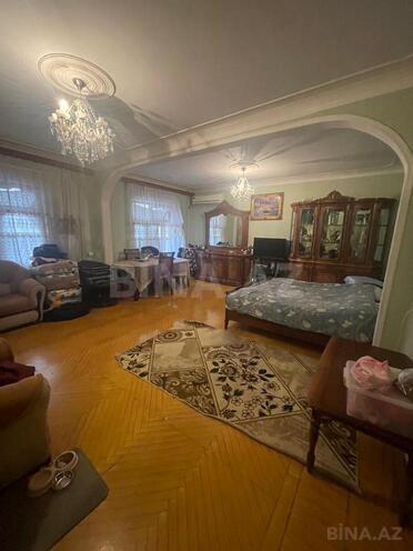 Satılır 5 otaqlı köhnə tikili 120 m², Elmlər Akademiyası m., photo 4 from 24