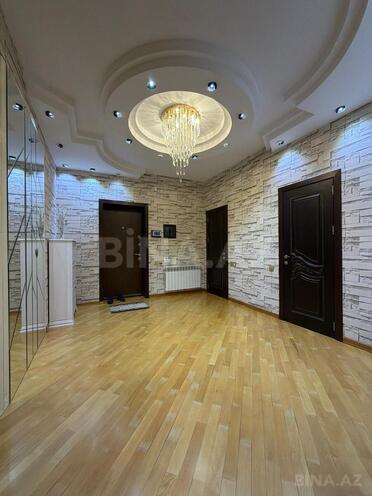 Продаётся 3-комн. новостройка 120 м², м. Иншаатчылар, photo 1 from 15