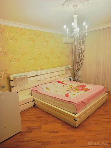 Сдаётся 3-комн. новостройка 140 м², м. Нефтчиляр, photo 4 from 15