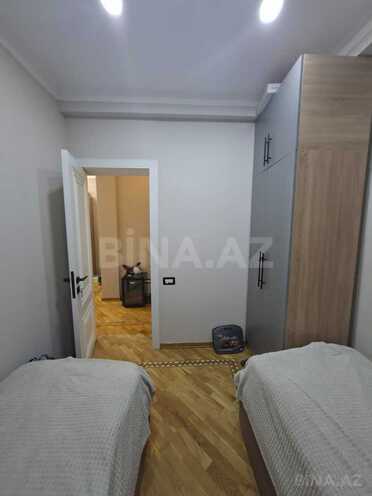 Продаётся 3-комн. новостройка 92 м², м. Нефтчиляр, photo 9 from 19