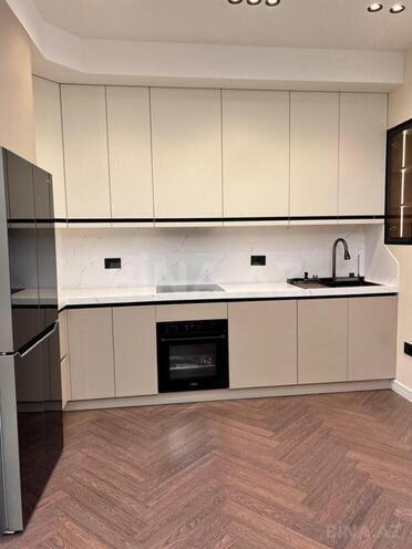 Продаётся 3-комн. новостройка 93 м², м. Элмляр Академиясы, photo 10 from 28