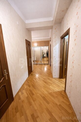 Продаётся 2-комн. новостройка 90 м², м. Нефтчиляр, photo 3 from 9