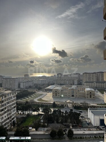 Продаётся 3-комн. новостройка 95 м², м. Ази Асланов, photo 1 from 15