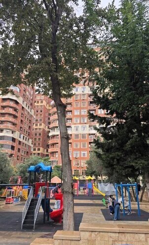 Satılır 4 otaqlı yeni tikili 190 m², Nizami m., photo 19 from 20