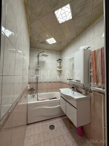 Satılır 3 otaqlı köhnə tikili 90 m², İnşaatçılar m., photo 19 from 20