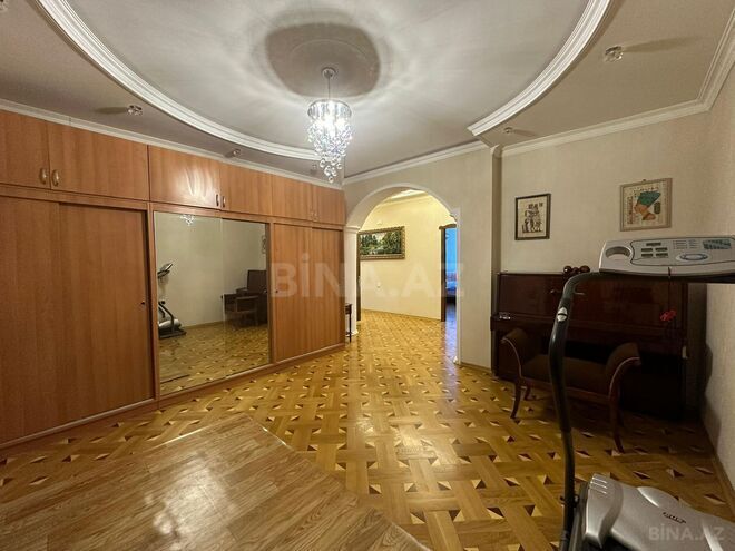 Satılır 3 otaqlı yeni tikili 145 m², İnşaatçılar m., photo 18 from 24