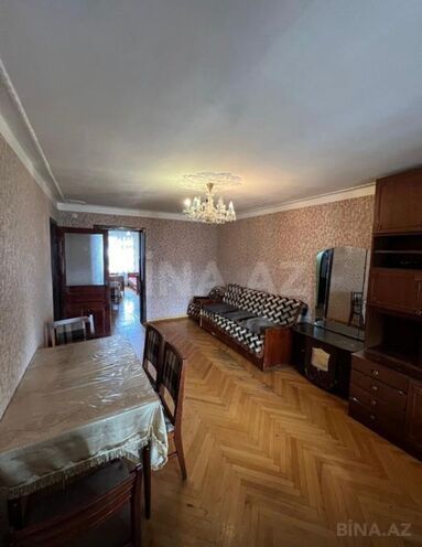 Satılır 3 otaqlı köhnə tikili 65 m², İnşaatçılar m., photo 3 from 9