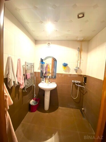 Satılır 4 otaqlı köhnə tikili 110 m², Səbail r., photo 16 from 23