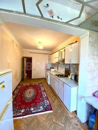 Satılır 4 otaqlı köhnə tikili 110 m², Səbail r., photo 12 from 23